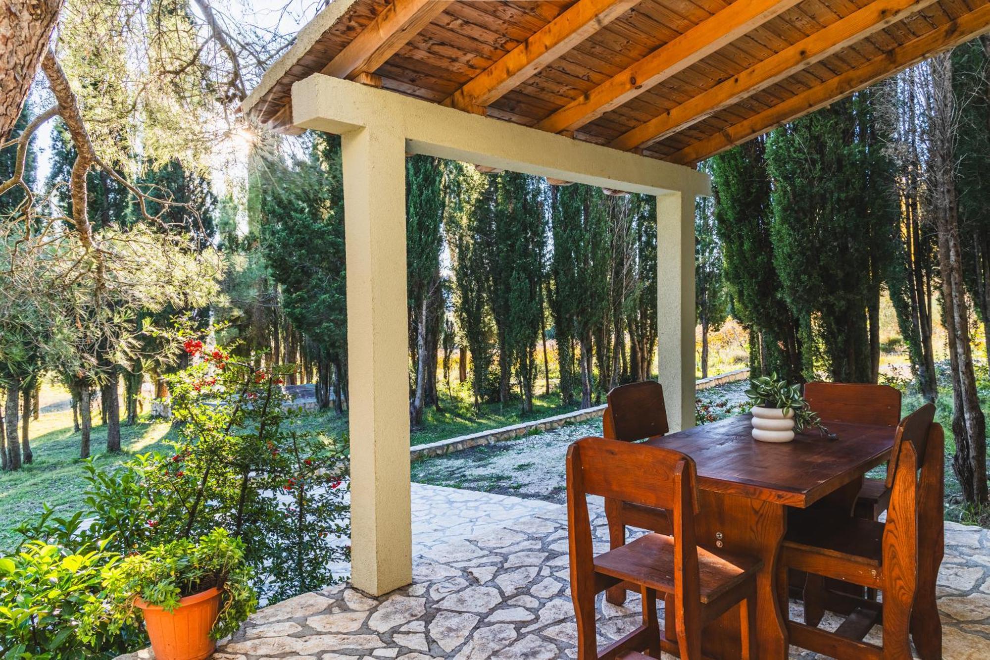 Country House Uros In Nature With Pool Lovorno Exteriér fotografie