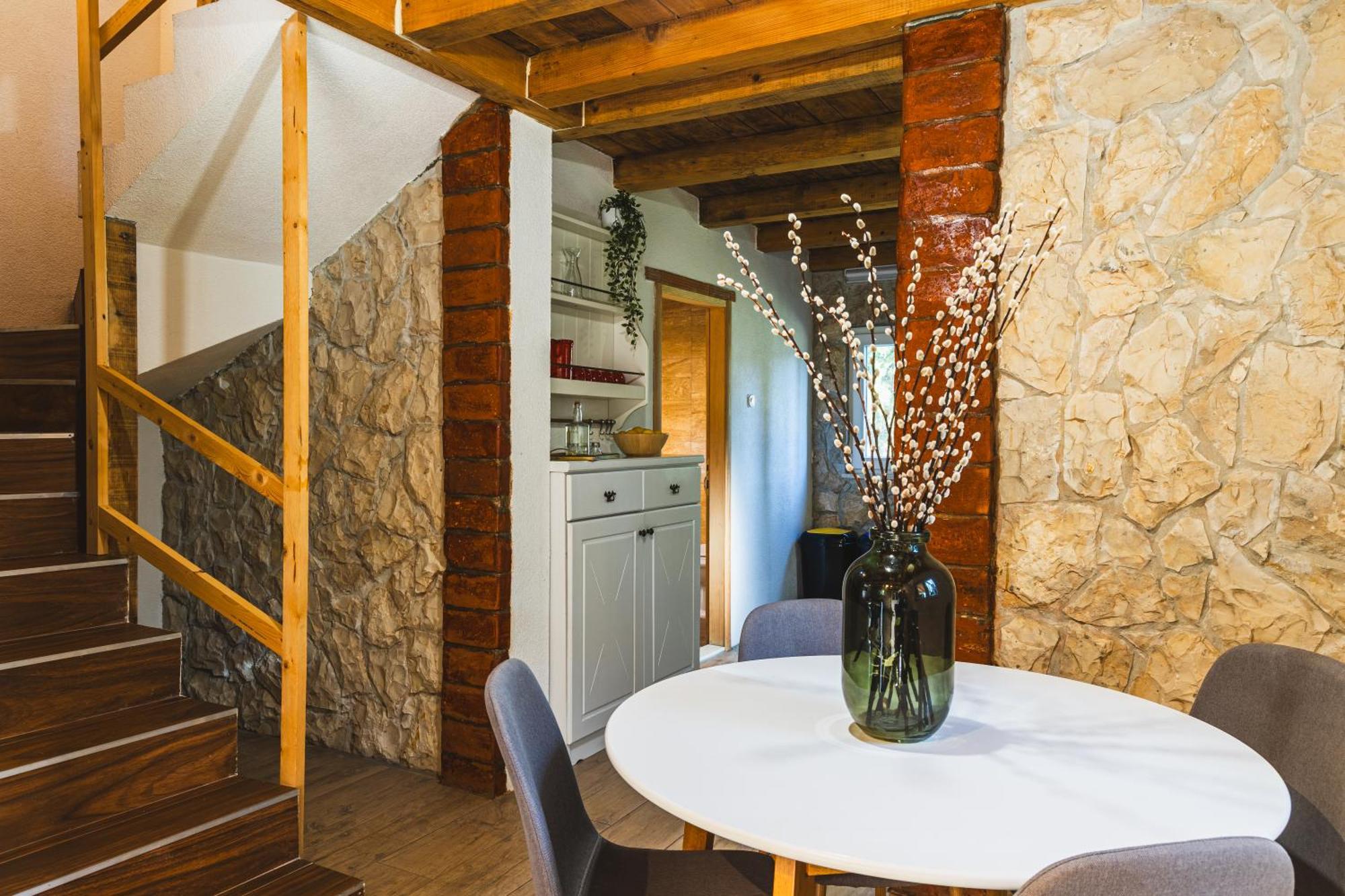 Country House Uros In Nature With Pool Lovorno Exteriér fotografie