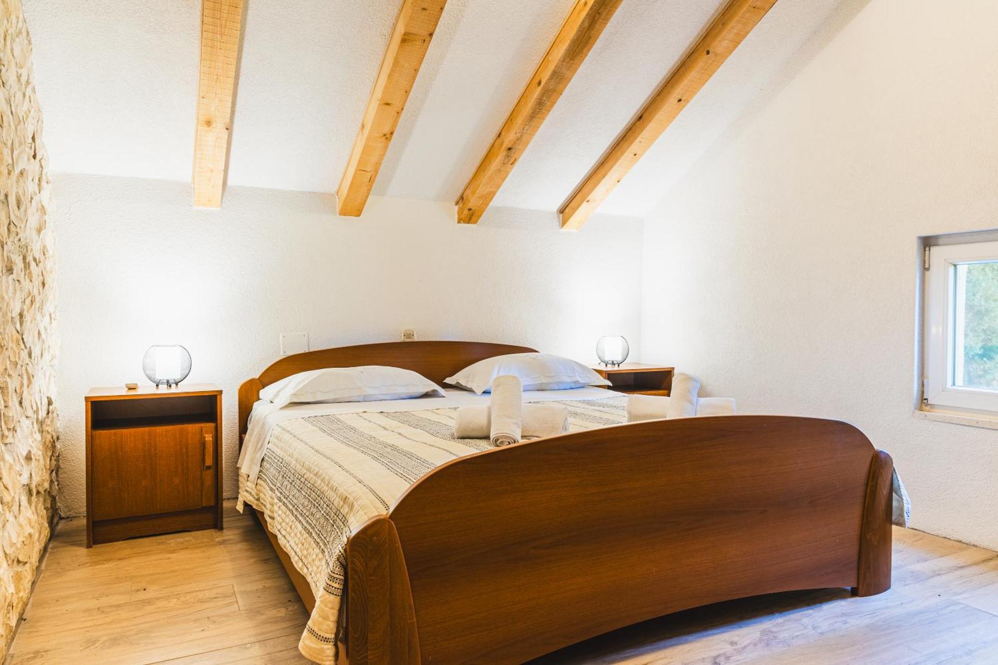 Country House Uros In Nature With Pool Lovorno Exteriér fotografie